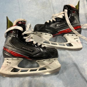 Junior Bauer Vapor X2.9 Hockey Skates Size 5.5 Fit 3 (Used)
