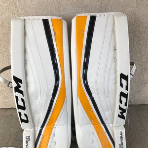 29" +1 Junior CCM Premier R1.9 Goalie Leg Pads (Used)