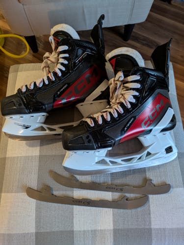 CCM JetSpeed FT 680 Hockey Skates Regular Width (Used)