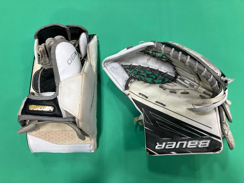 White Intermediate Bauer Supreme S190 Goalie Gloves & Blockers Regular (Used)