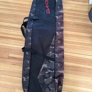 Dakine Tour Snowboard Bag Snowboard Bag (Used)