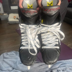 Bauer Vapor Hyperlite  Skates