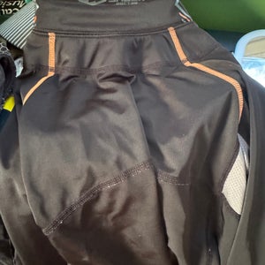 Shock Doctor (Used) Youth Large neck guard base layer shirt