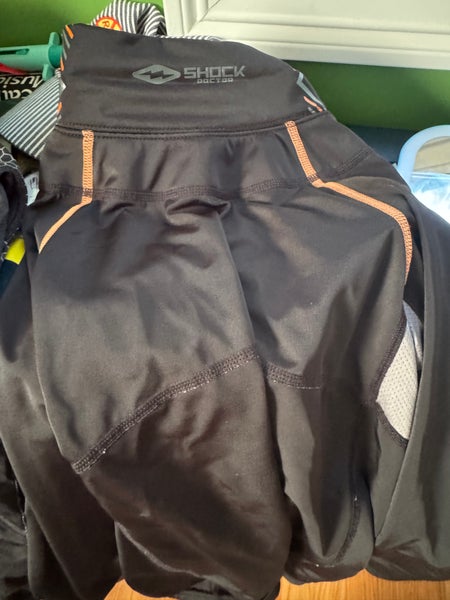 Shock Doctor (Used) Youth Large neck guard base layer shirt