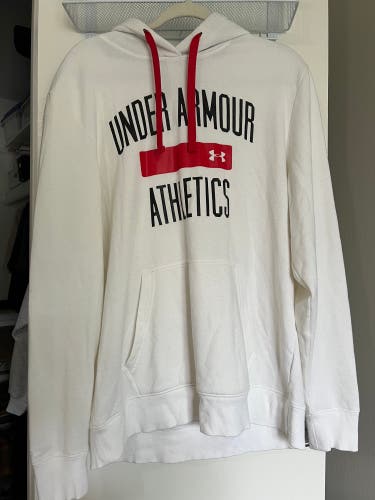 White Men's Large Under Armour Sweatshirt (Used)