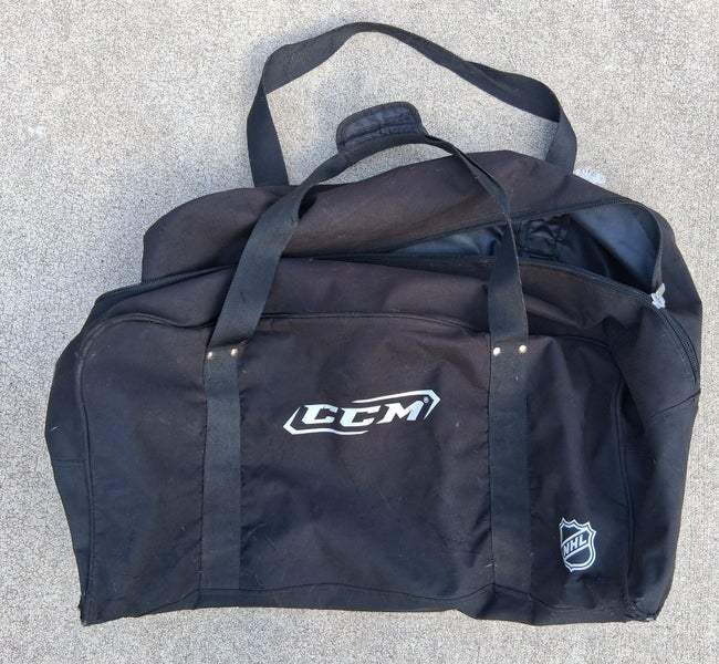 CCM hockey equipment Bag (Used)