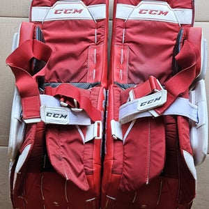 33" CCM Axis A1.9 Goalie Leg Pads (Used)