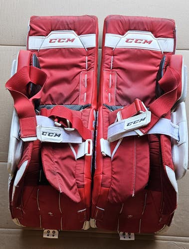 33" CCM Axis A1.9 Goalie Leg Pads (Used)