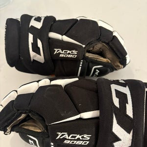 CCM Tacks 9080 Gloves 12" (Used)