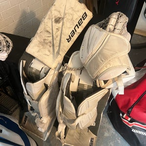 35" 2023 Bauer Hyperlite 2 Regular Goalie Full Set Pro Stock (Used)