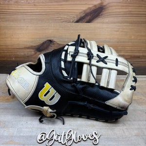 Wilson 12.5” A2000 1679 First Base Mitt