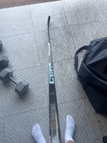 Junior CCM Tacks XF Pro Left Hand Hockey Stick 50 Flex P28 (Rarely Used) (Great Condition)