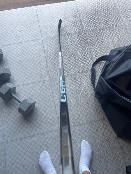 Junior CCM Tacks XF Pro Left Hand Hockey Stick 50 Flex P28 (Rarely Used) (Great Condition)