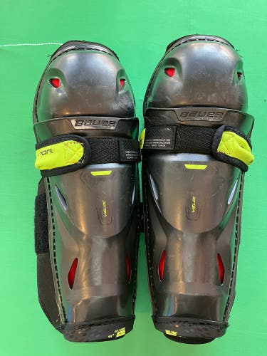 Junior Bauer Shin Pads 11" (Used)