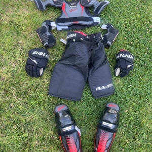 Junior Small/Medium Bauer Lil' Sport Starter Kit