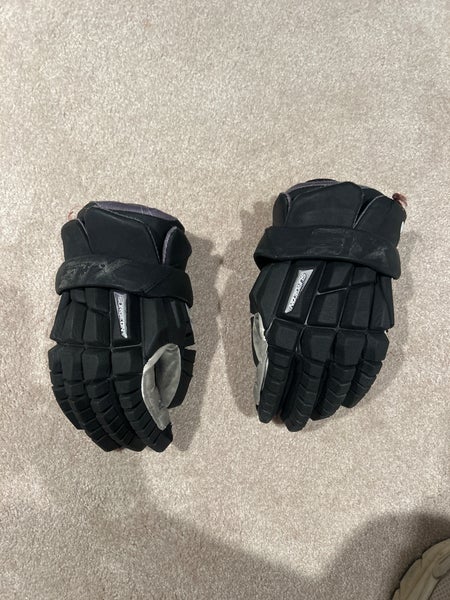 STX Surgeon RZR Lacrosse Gloves 12" (Used)