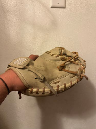 2023 Marucci Cypress Series RH Catcher's Baseball Glove 34" (Used)