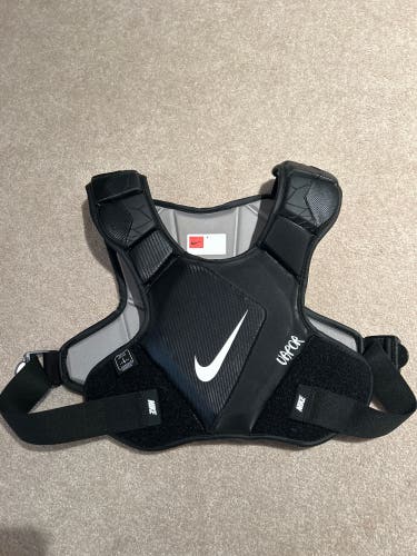Medium Adult Nike Vapor Shoulder Pads (Used)