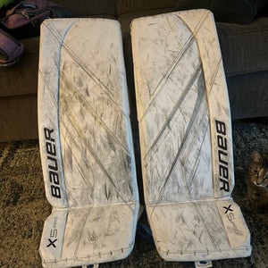 33" 2023 Bauer Vapor X5 Pro Goalie Leg Pads (Used)