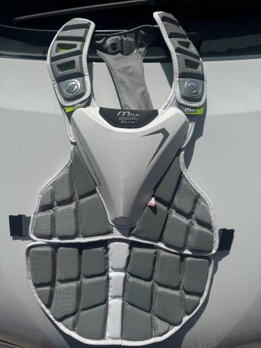 Maverik Max Chest Protector Medium/Small