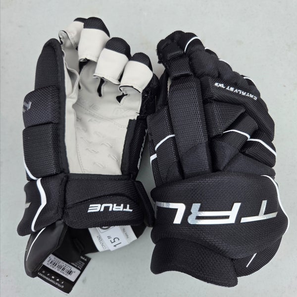 True Catalyst 7X3 Gloves 15" (New)