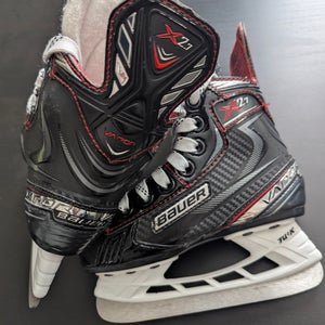 Bauer Vapor X2.7 Hockey Skates Regular Width 9 (Used)