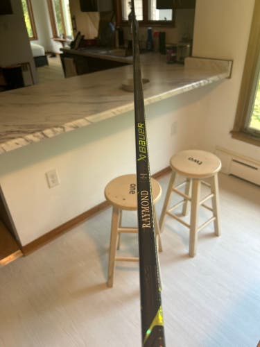 Senior Bauer Ag5nt Right Handed Hockey Stick (New)