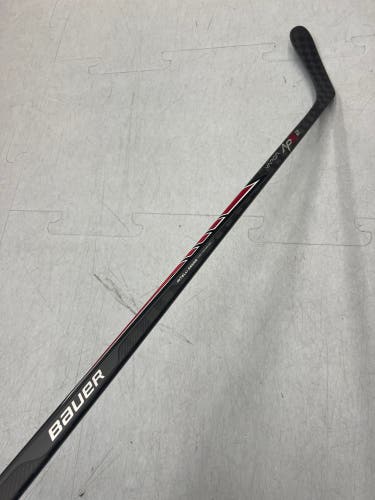 Senior Bauer Vapor APX2 Hockey Stick Left Hand P08