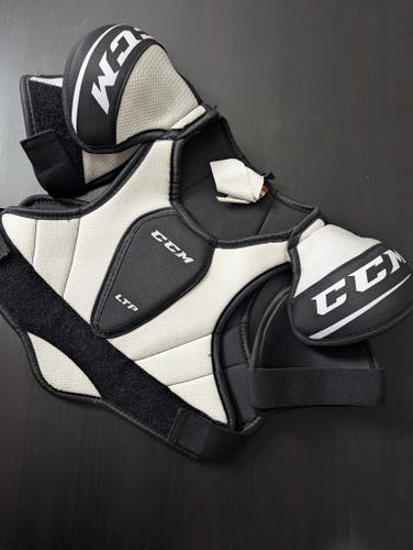 Small Junior CCM LTP Shoulder Pads (Used)