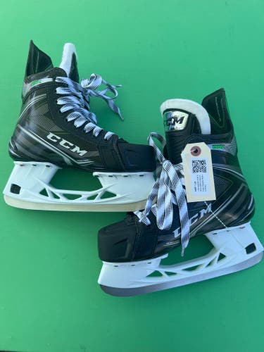 New Intermediate CCM RibCor 88K Hockey Skates | Size 6 Regular Width (D)