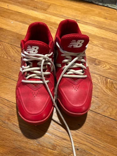 Red Kid's 5Y (Big Kids / Youth) New Balance (Used)