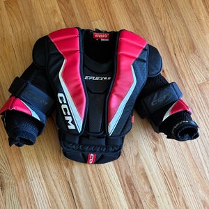 Small / Medium 2023 CCM Extreme Flex E6.5 Goalie Chest Protector (Used)