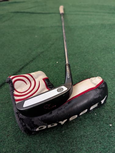 Odyssey Blade ProType PT82 with matching ProType putter cover