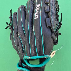Black Wilson A500 RH Infield Softball Glove 11.5"
