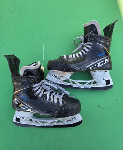 Senior CCM RibCor 100k Pro Hockey Skates | Size 7 Regular Width (D)