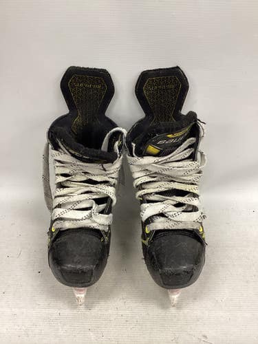 Used Bauer SUPREME ELITE Junior Hockey Skate Junior 05.5 11851-S000038019