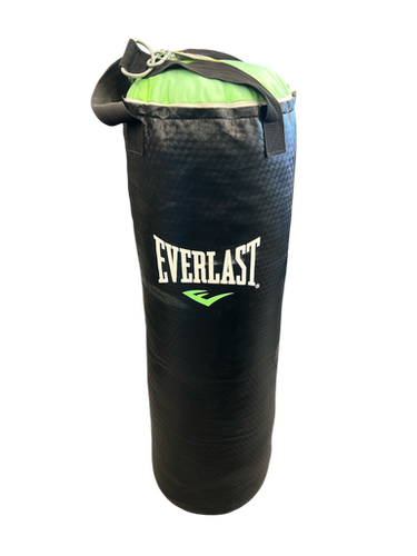 Used Everlast 70LB Boxing Heavy Bag Black 70 lb 10299-S000297276