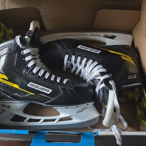 Bauer Supreme M3 Hockey Skates Regular Width 9 (Used)