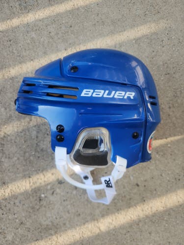 Medium Bauer 4500 Helmet (Used)