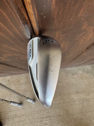 Men's Cleveland CBX ZipCore Right Handed Wedge Wedge Flex 52 Degree Steel Shaft (Used)