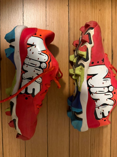 Red Kid's 6Y (Big Kids / Youth) Youth Nike Huarache Low Top Molded Cleats (Used)