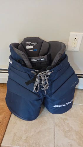 Intermediate Medium Bauer Elite Hockey Goalie Pants (Used)