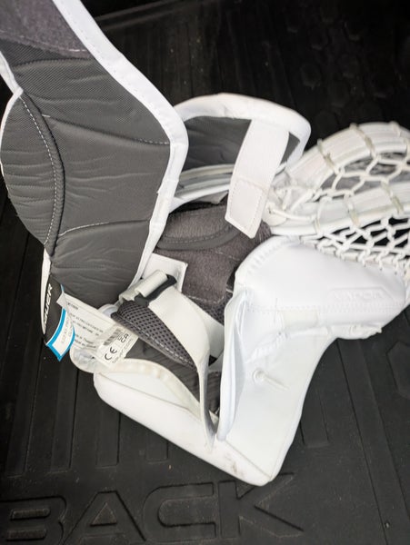 2023 Bauer Vapor X5 Pro Regular (New)
