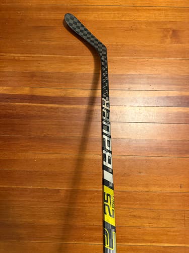 Senior Bauer Supreme 2S Pro Left Hand Hockey Stick P28 Pro Stock (New)