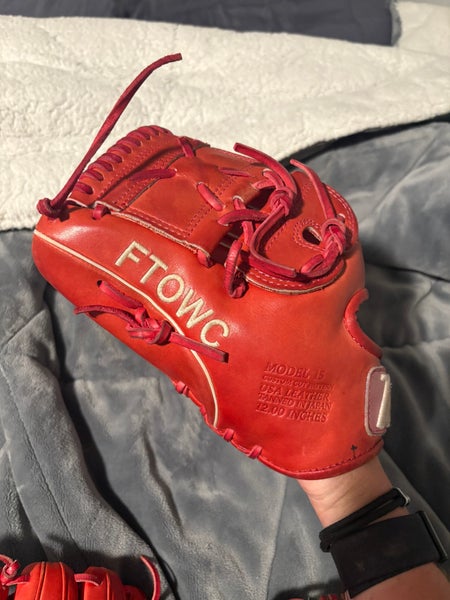 Marucci Cypress Series LH Pitcher's Baseball Glove 12" (Used)