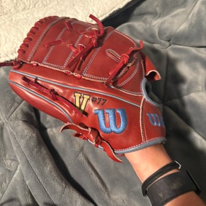 Wilson A2000 LH Pitcher's Baseball Glove 12" (New)