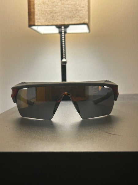 Adult Unisex Nike Sunglasses (Used)