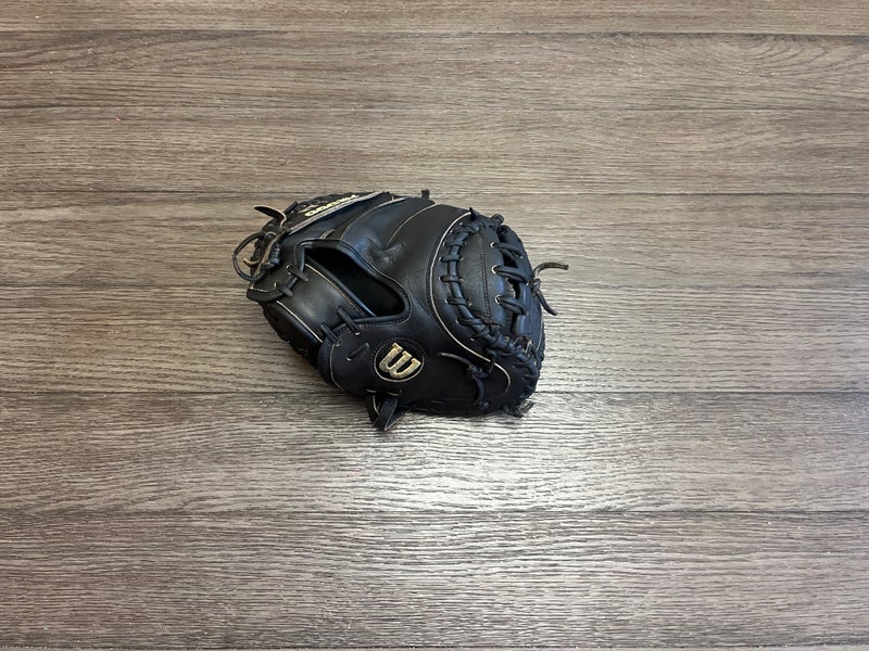 Wilson A2000 DPCM 33" Catchers Mitt