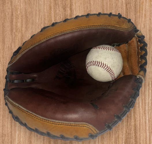 Rawlings Bull Series RH Catcher's Baseball Glove RCM22 (Used)