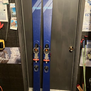 DPS  Wailer 106 Alchemist Skis W/22 Designs Outlaw Telemark Bindings